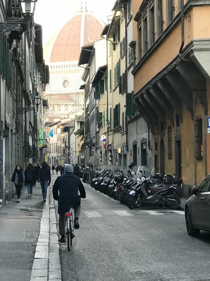 Quiet In The Florencia